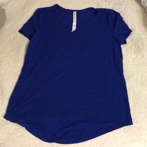 Lulu lemon love crew top